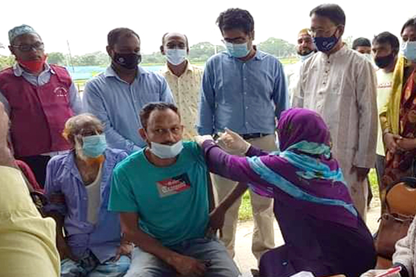 কলাপাড়ায় ইউনিয়ন পর্যায় গণটিকাদান কার্যক্রম শুরু