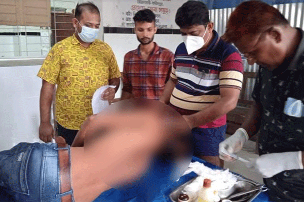 বোয়ালমারীতে ছাত্রলীগ কর্মীকে হাতুড়ি পেটা, আটক ১