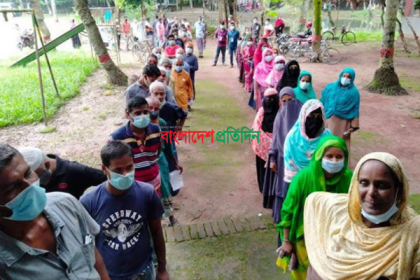 সাতক্ষীরায় ৪৮ হাজার ৬০০ জনকে দেওয়া হচ্ছে গণটিকা