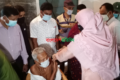 ঝিনাইদহে গণটিকাদান শুরু
