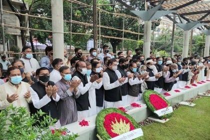 বঙ্গমাতা বেগম ফজিলাতুন্নেছা মুজিবের ৯১তম জন্মবার্ষিকী উপলক্ষে আওয়ামী লীগের শ্রদ্ধা 