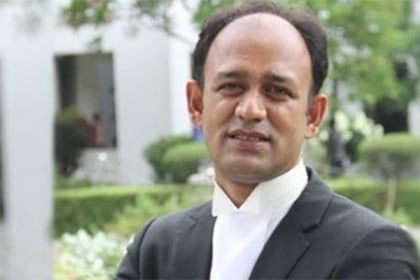 ব্যারিস্টার সুমনের বার কাউন্সিল সনদ বাতিলের দাবি

