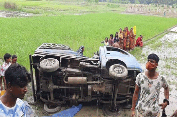 নাটোরে সড়ক দুর্ঘটনায় নিহতদের পরিচয় পাওয়া গেছে