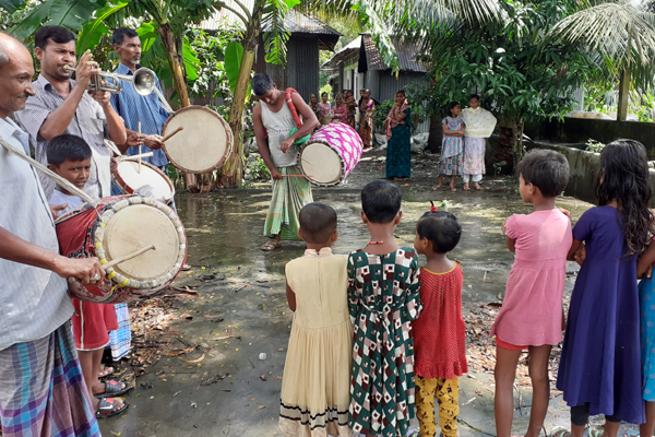 ভালো নেই কুমিল্লার বাদ্য শিল্পীরা