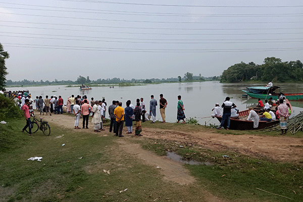 কালিয়াকৈরে নদীতে গোসলে নেমে এসএসসি পরীক্ষার্থী নিখোঁজ
