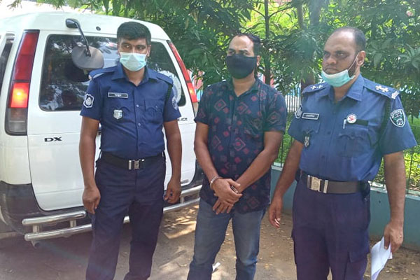 দিনদুপুরে ৩৫ লাখ টাকা ছিনতাই; জেলখানায় বসেই প্লান করেন ৩ আসামি
