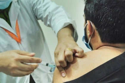 দেশে টিকা নিলেন ১ কোটি ৮৬ লাখ ৩ হাজার ৬২৮ জন

