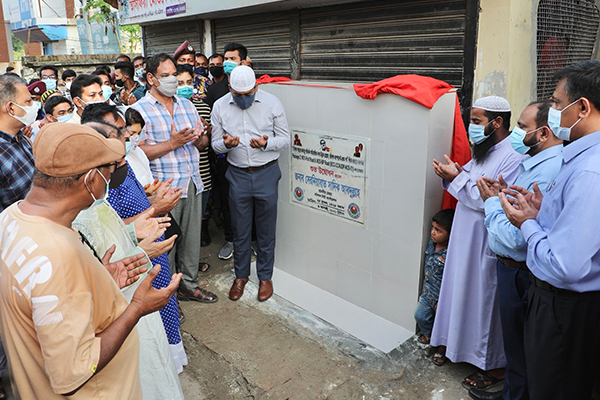 বরিশালে সড়ক ও ড্রেন নির্মাণ কাজের ভিত্তিপ্রস্তর উদ্বোধন