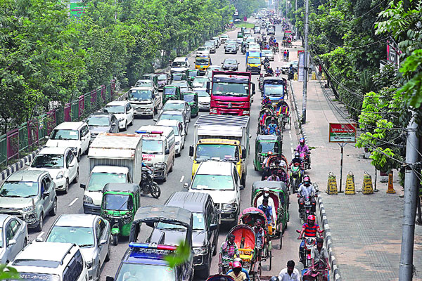 তেজগাঁওয়ে দীর্ঘ যানজট