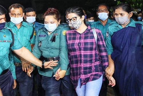 পরীমণি ‘ভারটিগো রোগী’ জানিয়ে জামিন আবেদন

