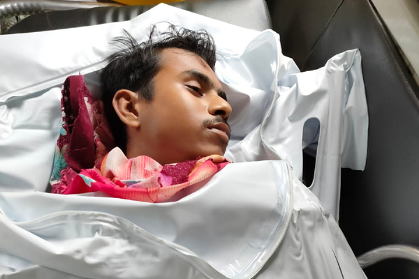 মোবাইল কেনার টাকা না পেয়ে শিক্ষার্থীর আত্মহত্যা