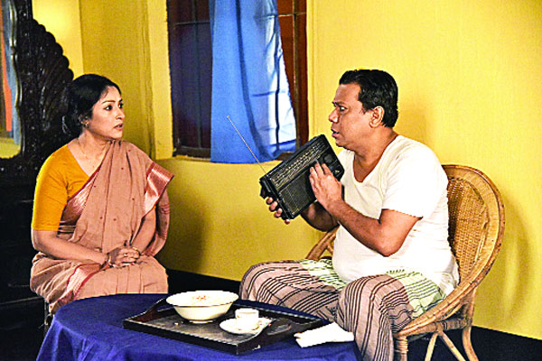 দশটি কফিন ও ইফরানের গল্প