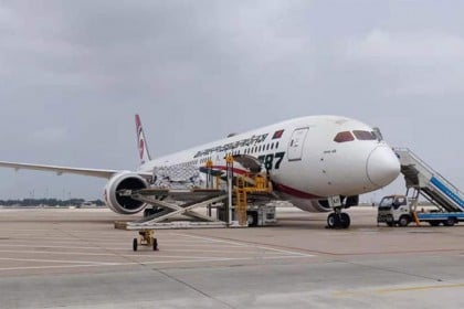 সিনোফার্মের আরও ১০ লাখ ডোজ টিকা ঢাকায় 

