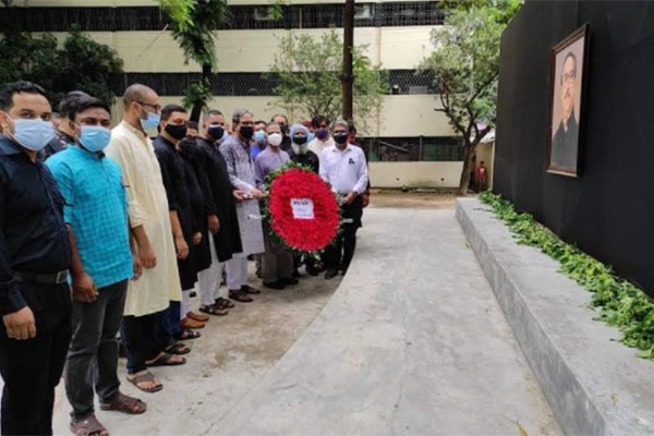 নানা আয়োজনে জবিতে জাতীয় শোক দিবস পালন