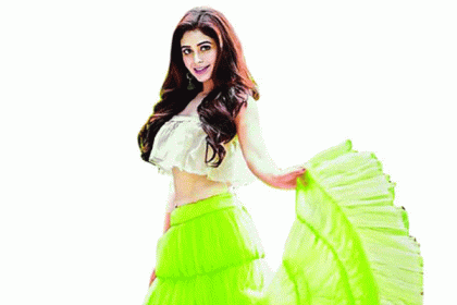 যে কারণে হতাশায় ভুগছেন ঋতাভরী !