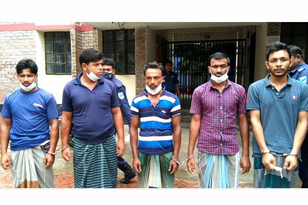 ফরিদপুরে ভ্যানচালক হত্যার রহস্য উম্মোচন, আটক ৫
