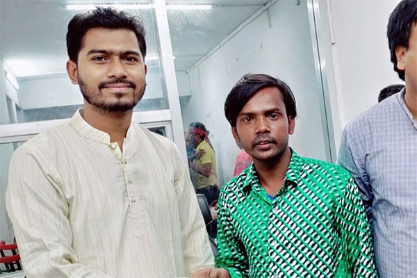 নুরের সঙ্গে হিরো আলমের সাক্ষাৎ