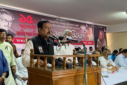 মাঠ গরম করে লাভ হবে না; বিএনপিকে নানক 
