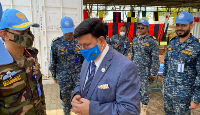 বাংলাদেশি শান্তিরক্ষীদের সুবিধা বাড়াতে সরকার জাতিসংঘে প্রচেষ্টা চালাচ্ছে: মোমেন

