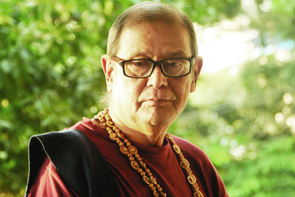 প্রধানমন্ত্রীর নির্দেশে হেলাল হাফিজকে সিএমএইচে ভর্তি