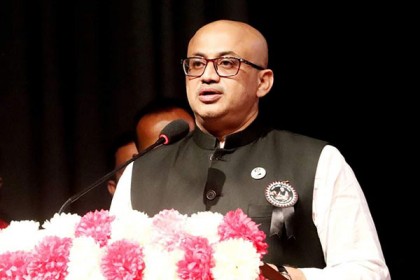 খালেদা এখনো বাংলাদেশকে পাকিস্তান বানানোর স্বপ্নে বিভোর : তথ্য প্রতিমন্ত্রী