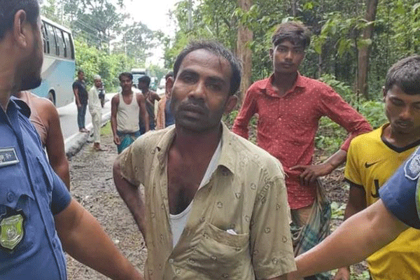 পেকুয়ায় হত্যা মামলার পলাতক আসামি গ্রেফতার