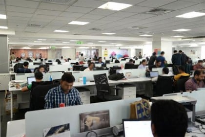 ভারতে অফিস টাইম হচ্ছে ১২ ঘণ্টা, বাড়ছে বেতন