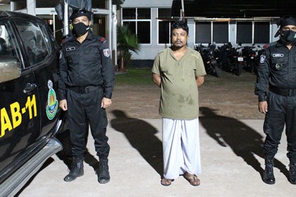 নারায়ণগঞ্জে ইয়াবাসহ মাদক ব্যবসায়ী গ্রেফতার
