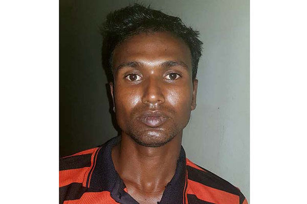 
বগুড়ায় গাঁজা বিক্রির সময় যুবক গ্রেফতার 