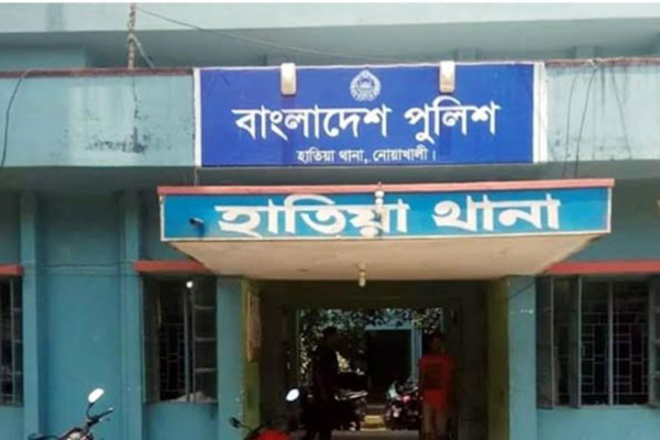 মায়ের কোল থেকে নদীতে পড়ে শিশু নিখোঁজ