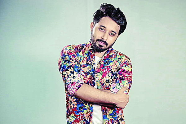 আলোচনায় পাবেলের ‘সোনা বন্ধুরে’