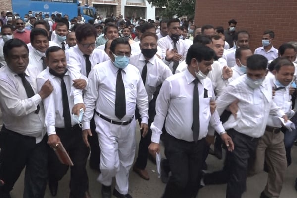 বরিশালে সংঘর্ষের ঘটনায় ১২ আসামির জামিন