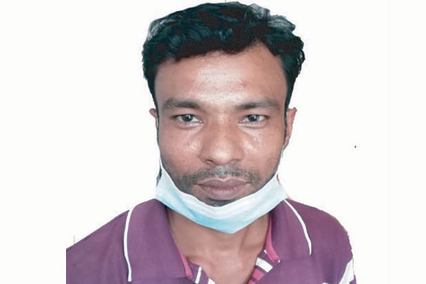 একদিনেই করোনার ২ ডোজ টিকা পেলেন জজ মিয়া 