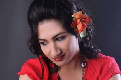 তালেবানদের ভাই বানিয়ে নারীদের সম্মান করতে শেখাবেন বলিউড অভিনেত্রী