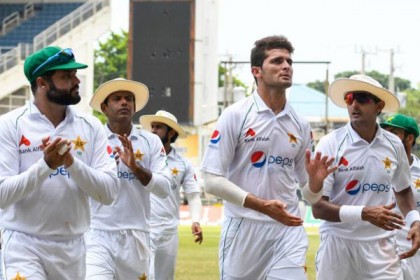 ২১ বছরের রেকর্ড অক্ষুণ্ন রাখল পাকিস্তান