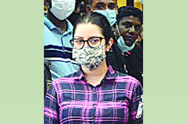 হাই কোর্টে পরীমণির জামিন আবেদন