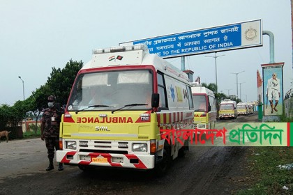 ভারত থেকে এলো উপহারের আরও ৪০ অ্যাম্বুলেন্স