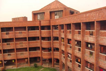 হল খোলার পক্ষে ভিসিরা
