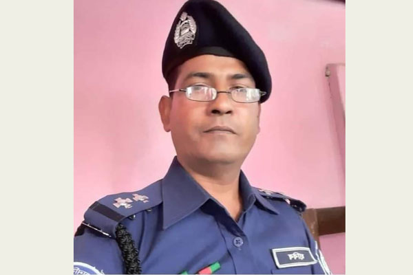 নেত্রকোনায় সড়ক দুর্ঘটনায় পুলিশের এসআই নিহত 