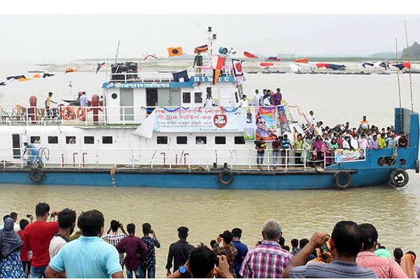 উদ্বোধনের ১১ দিন পর বিকল সি-ট্রাক, ভোগান্তি

