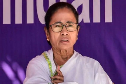 মমতাকে খুনের হুমকি 

