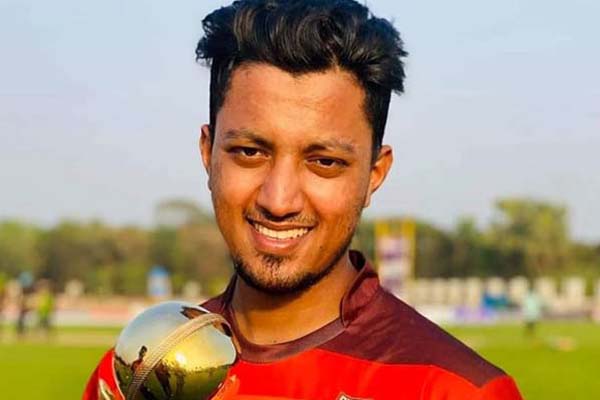রাজধানীতে বাসের ধাক্কায় ক্রিকেটারের মৃত্যু