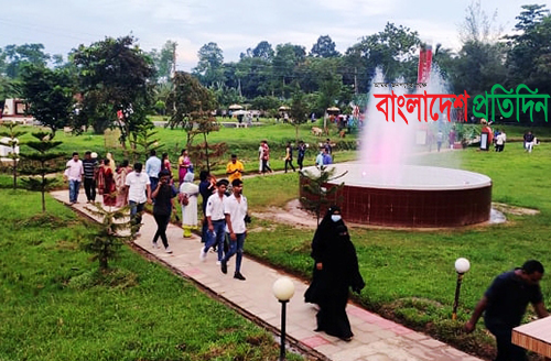 পর্যটকে মুখর শ্রীমঙ্গল 