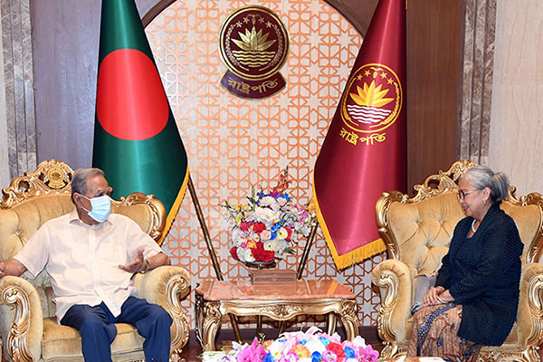 রাষ্ট্রপতির সঙ্গে ইন্দোনেশীয় রাষ্ট্রদূতের বিদায়ী সাক্ষাৎ

