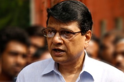 পরীমণির সদস্যপদ স্থগিত : শিল্পী সমিতির বিরুদ্ধে মিথ্যাচারের অভিযোগ আলমগীরের