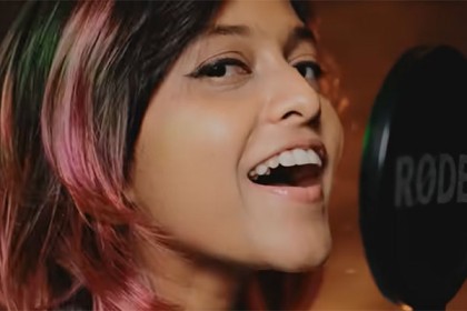 ‘মানিকে মাগে হিতে’ গেয়ে ভাইরাল হওয়া কে এই ইয়োহানি