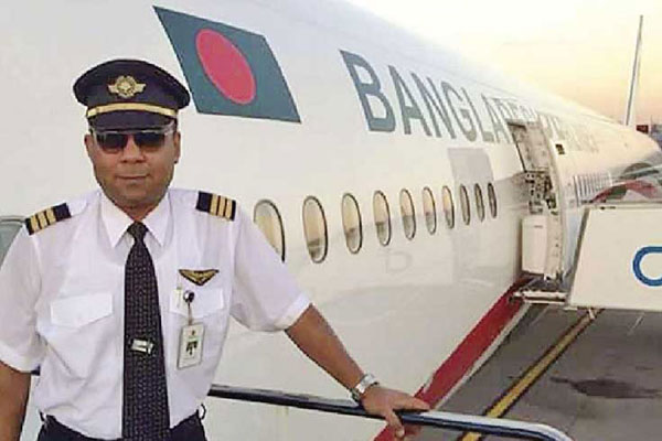 বিমানের সেই পাইলট ‘ক্লিনিক্যালি ডেড’