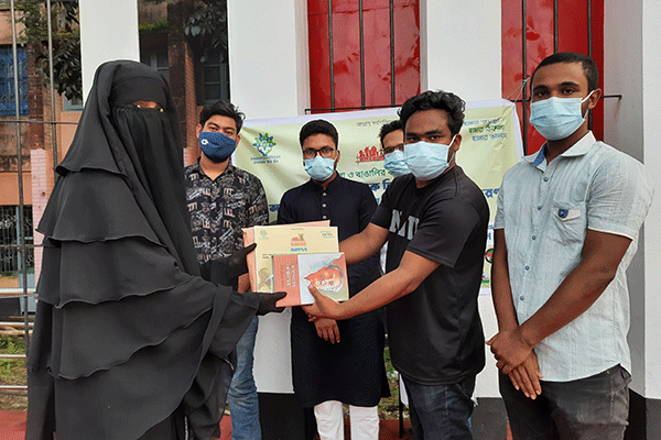 জয়পুরহাটে শোক দিবস উপলক্ষে রচনা প্রতিযোগিতায় পুরস্কার বিতরণ