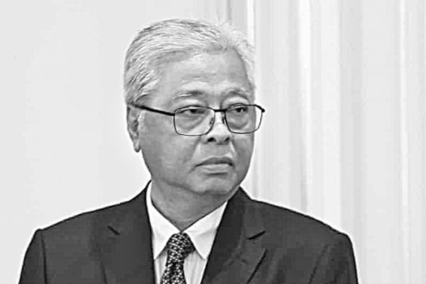 কোয়ারেন্টাইনে মালয়েশিয়ার প্রধানমন্ত্রী
