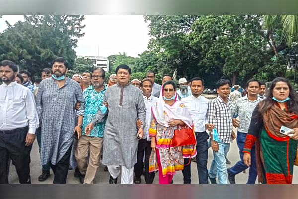 নবীউল্লাহ নবীসহ বিএনপির ৯০ নেতাকর্মীর আগাম জামিন